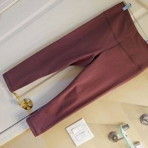 *NWOT* 90 Degree by Reflex *  3/4 Length Yoga Pants